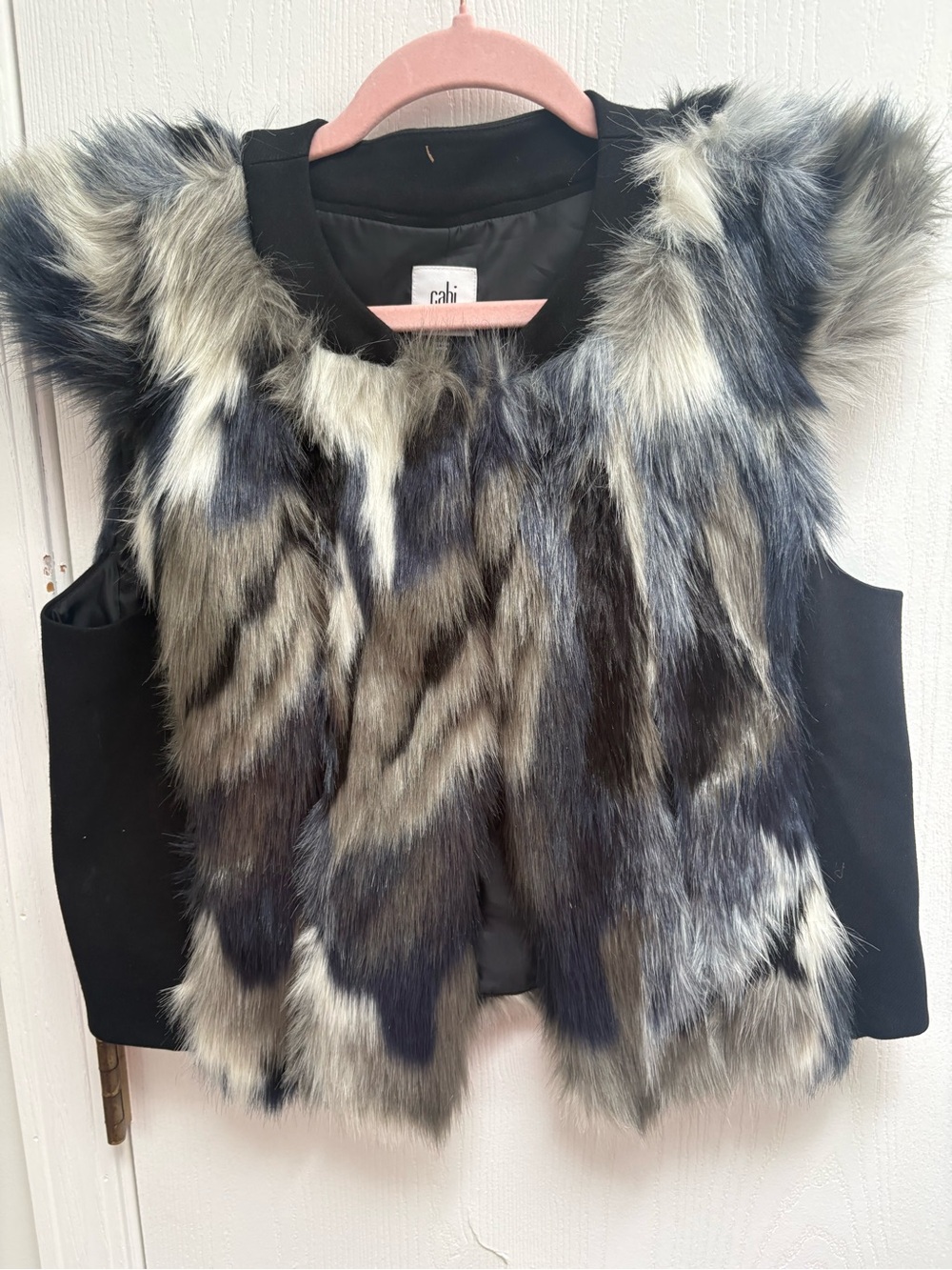 Women’s Faux Fur Vest Jacket - Black & Gray